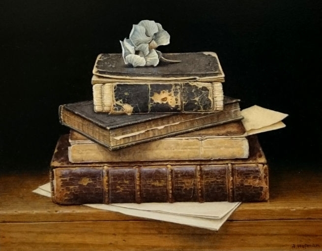 Boekenstilleven met hortensia © Aad Hofman