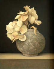 Pot met gedroogde hortensia © Aad Hofman